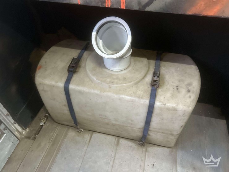 2017-freightliner-mt55-image-32