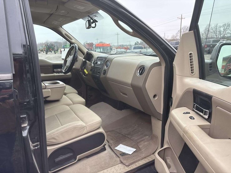 2008-ford-l-image-19