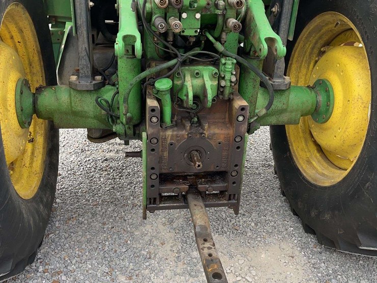 john-deere-6405-image-11