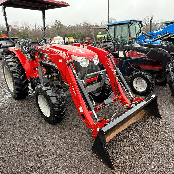MASSEY-FERGUSON 2706E