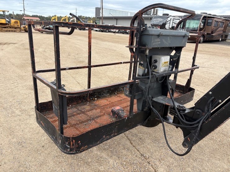 2007-jlg-800aj-image-30