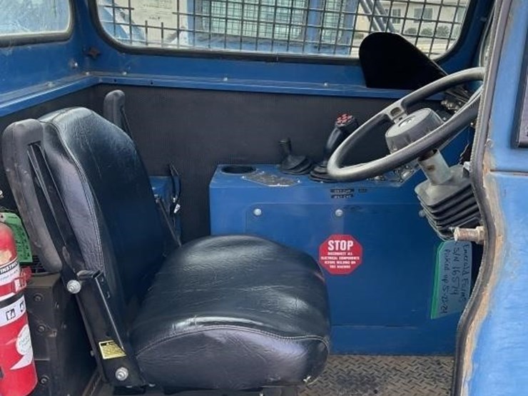 weiss-mcnair-magnum-x-s.p.-nut-harvester,-diesel-image-27