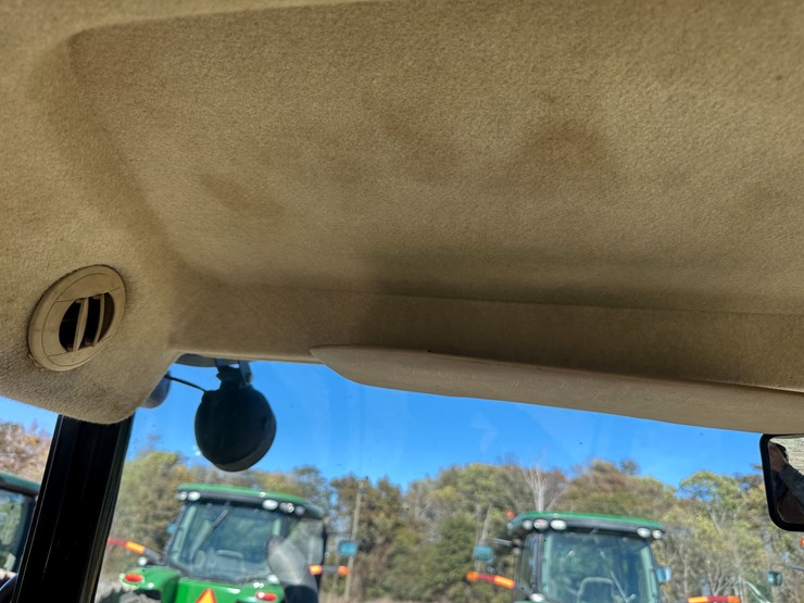 2011-john-deere-5095m-image-62