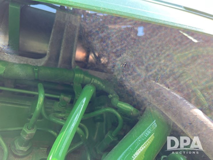 2021-john-deere-r4044-image-33