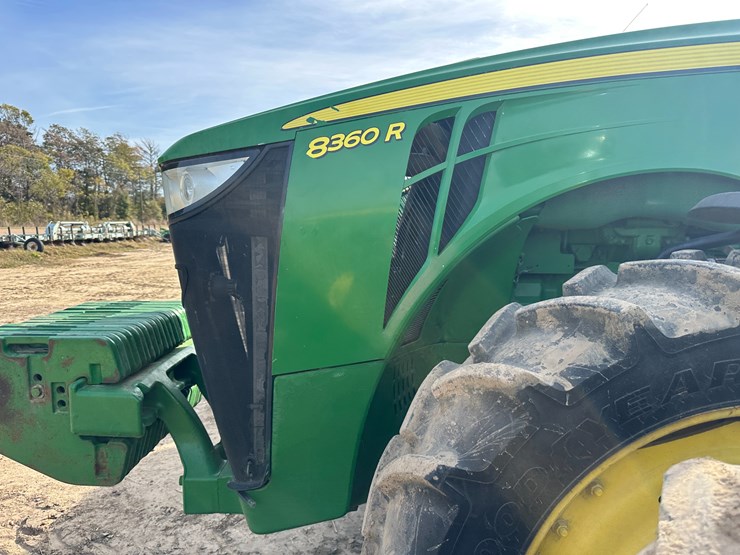 2012-john-deere-8360r-image-32