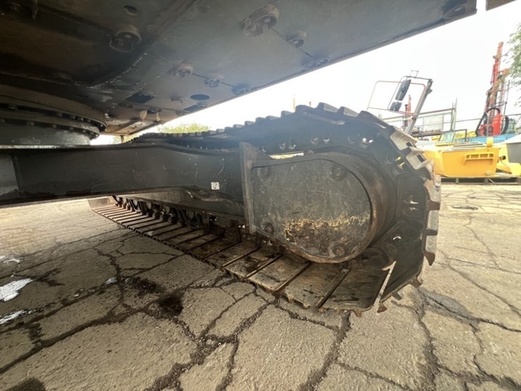 2017-volvo-ec220el-image-32