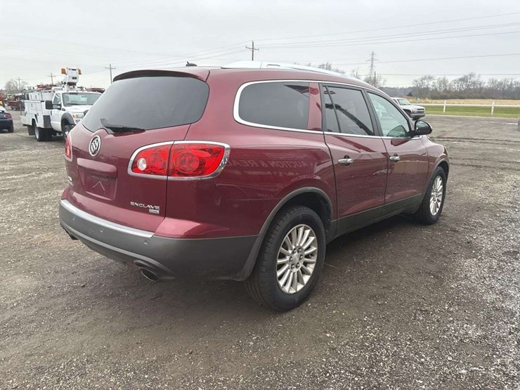 2011-buick-enclave-cxl-image-5