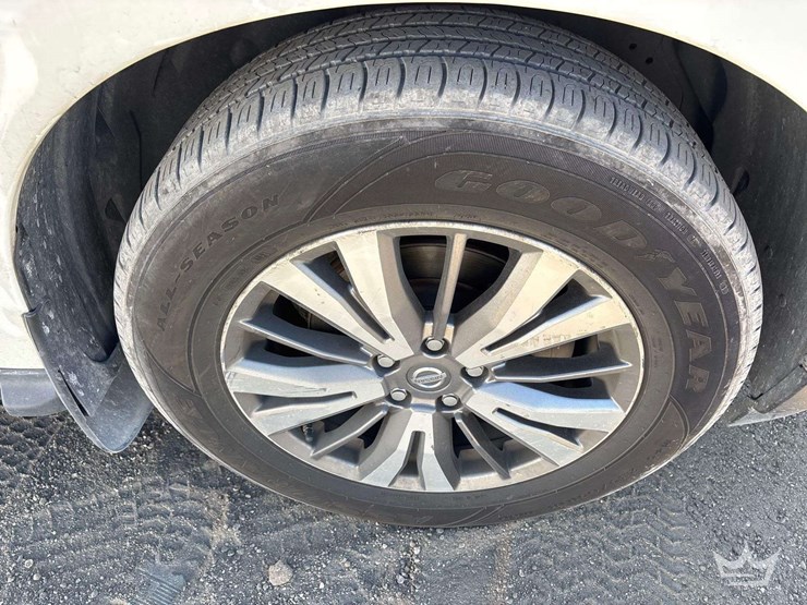 2018-nissan-pathfinder-image-25