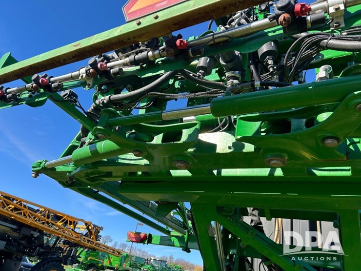 2022-john-deere-410r-image-40