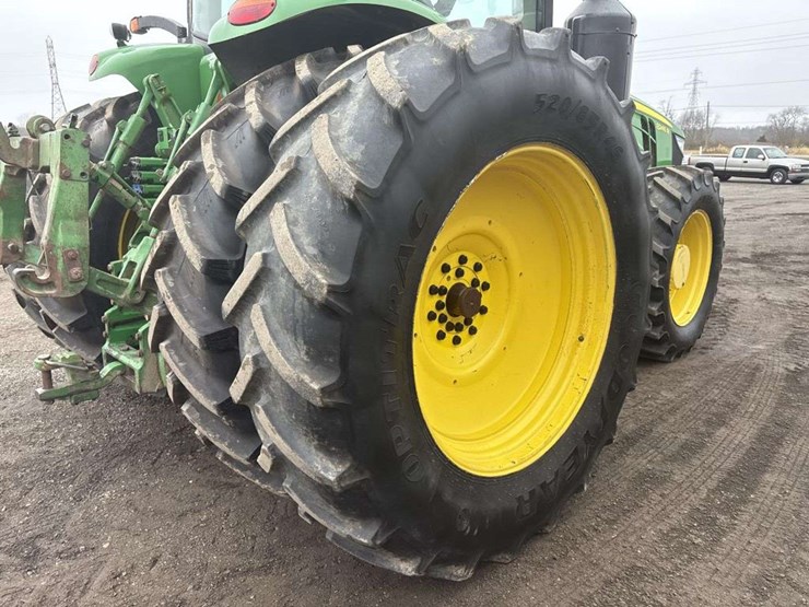 2014-john-deere-8245r-image-10
