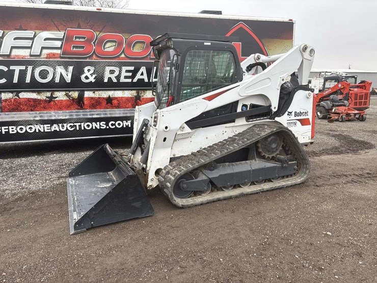 2019-bobcat-t870-image-1