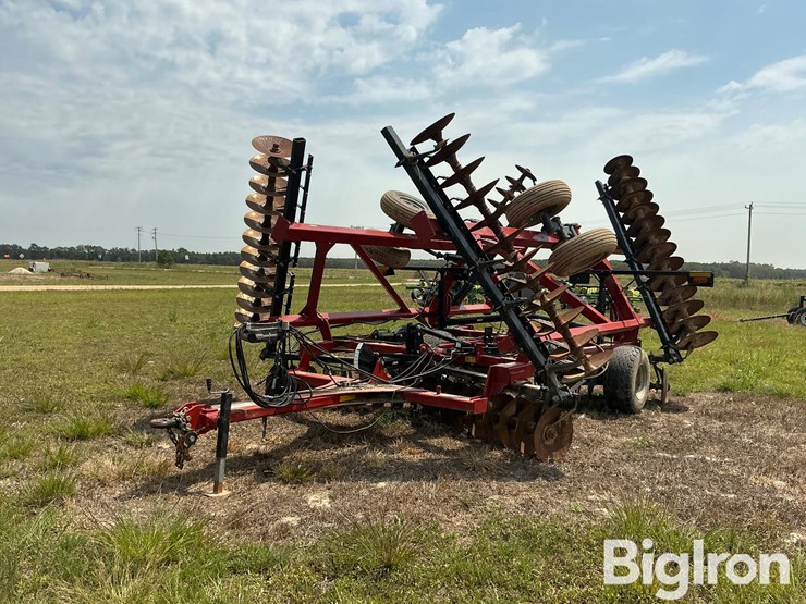 2018-case-ih-345-image-1