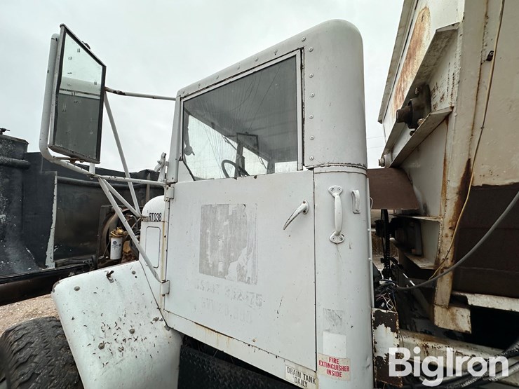 caterpillar-3208-image-12