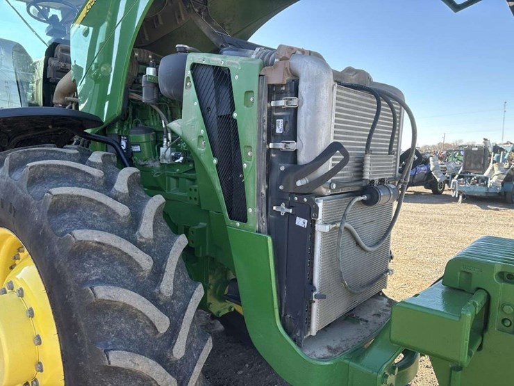 john-deere-8230-image-16