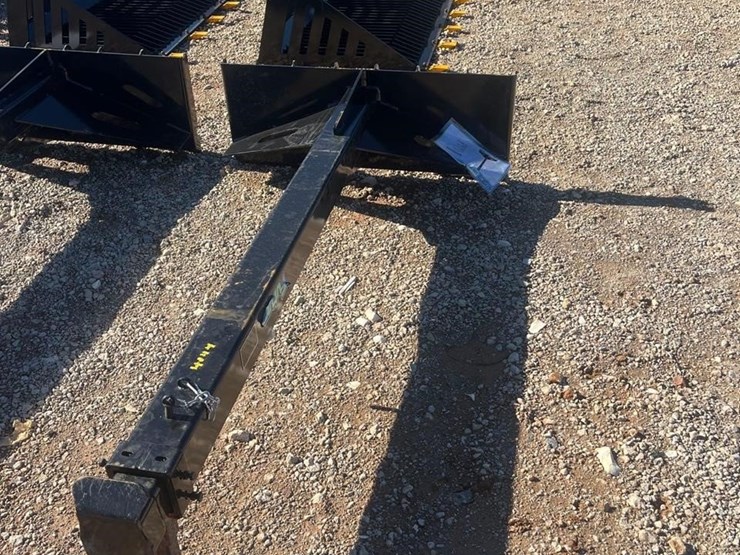 future-131in-skid-steer-telescopic-boom-image-3