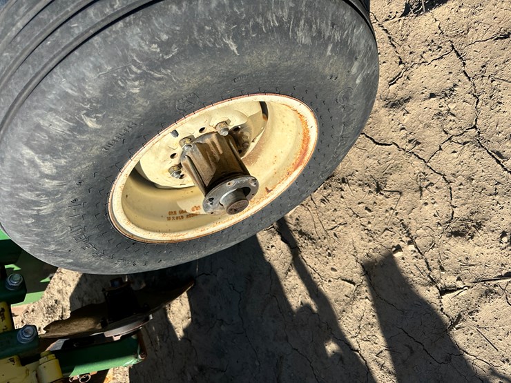 #33730-•-roll-a-cone-16-row-30"-hipper-image-11