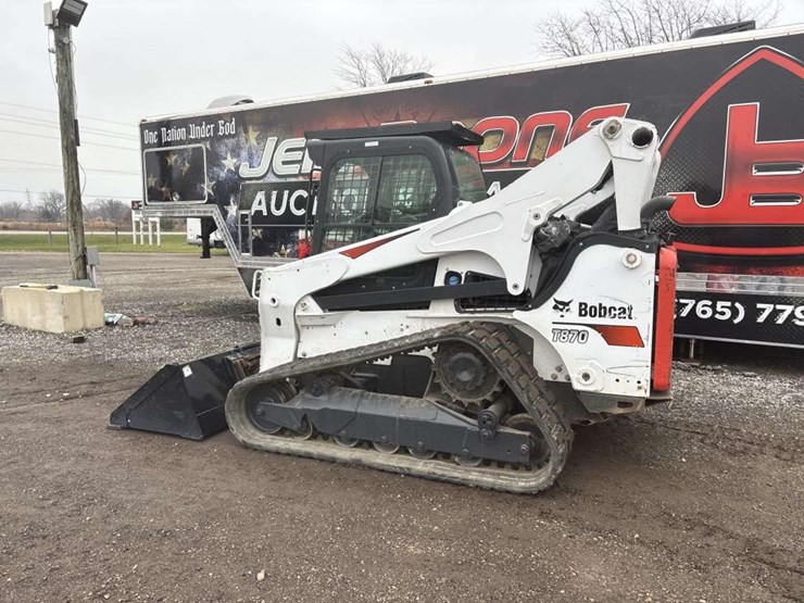 2019-bobcat-t870-image-2