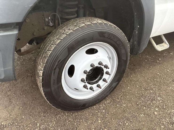 2012-ford-f450-image-8