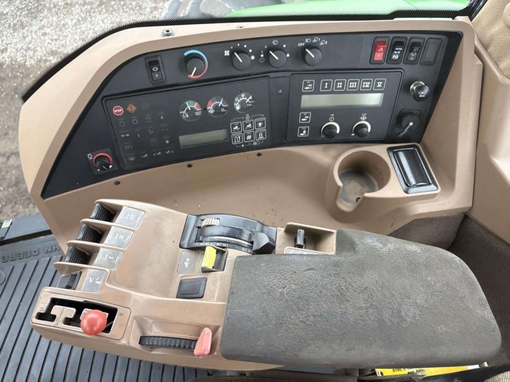 john-deere-8300-image-19