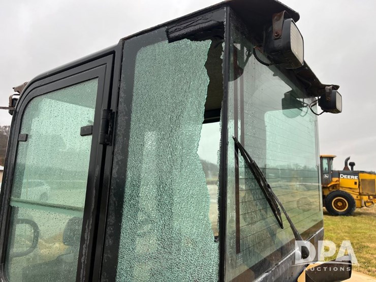 2005-caterpillar-904h-image-31