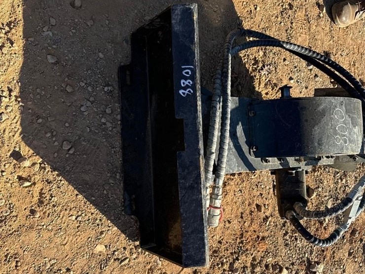 mini-skid-steer-stump-grinder-attachment-image-2