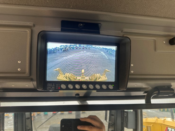 2022-caterpillar-140gc-awd-image-117