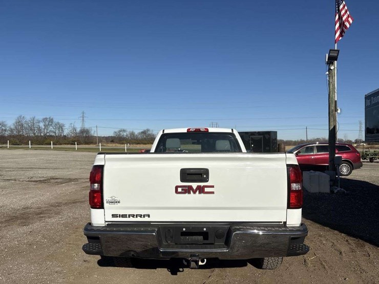 2016-gmc-sierra-1500-image-4