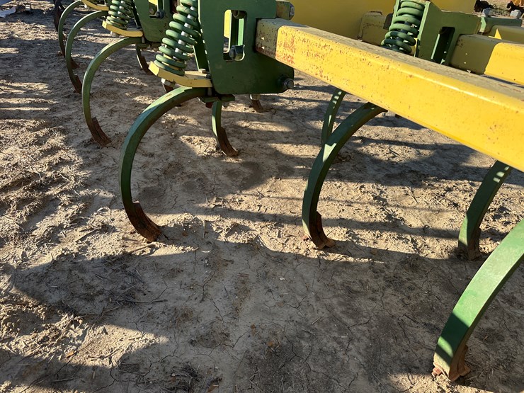 #33746-•-roll-a-cone-12.5'-chisel-plow-10-2397-image-22