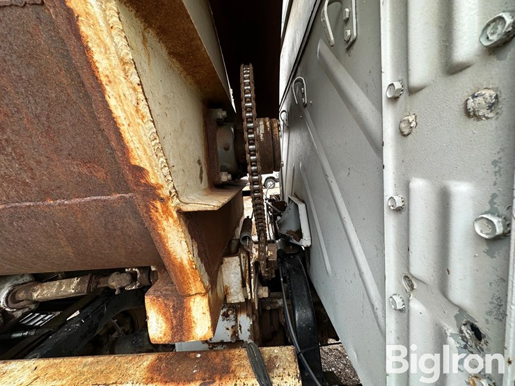 caterpillar-3208-image-14