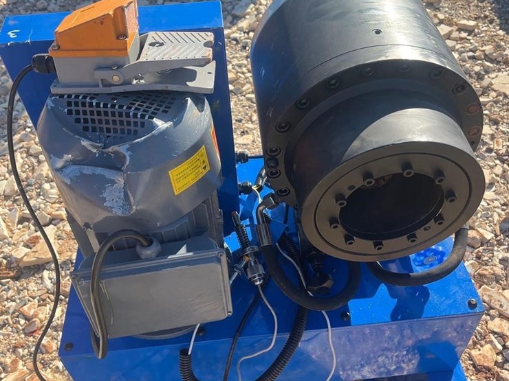 future-crimping-machine-image-4