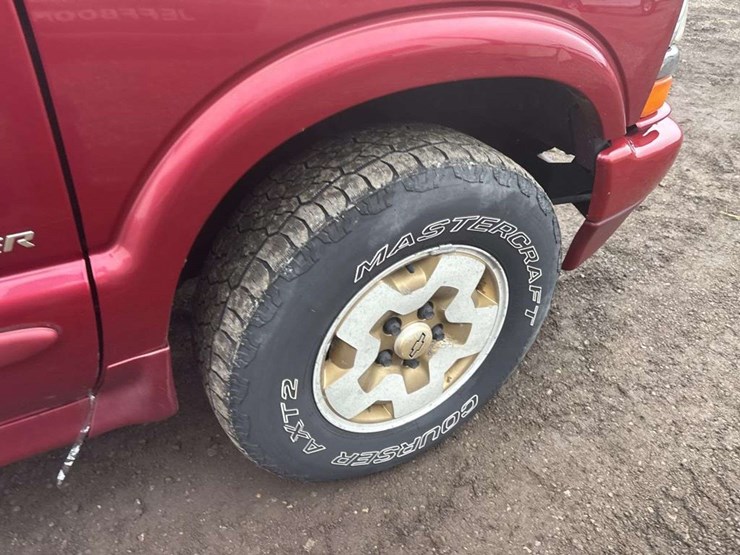 2000-chevrolet-blazer-image-11