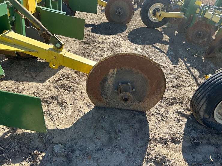 #33730-•-roll-a-cone-16-row-30"-hipper-image-46