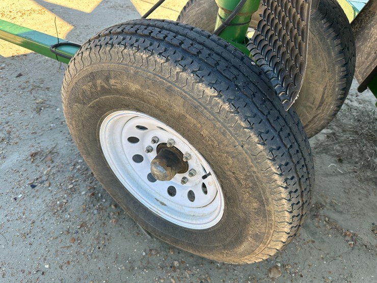 #33719-•-frontier-wheelz-42'-tri/a-header-trailer-image-9