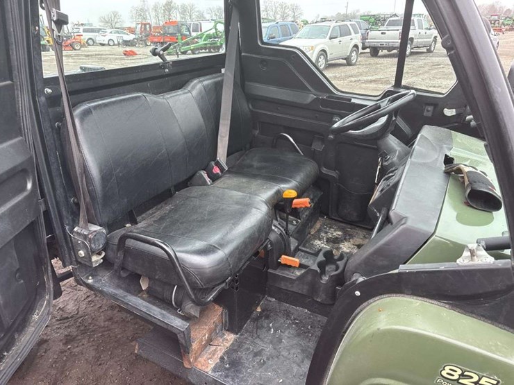 2016-john-deere-gator-image-16