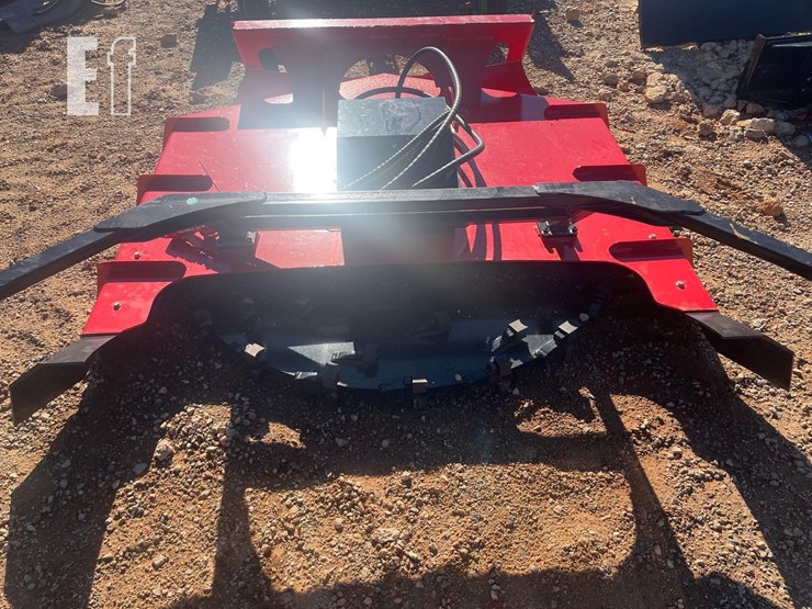 future-skid-steer-rotary-brush-cutter-attachment-image-4