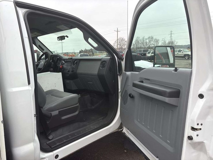 2012-ford-f450-image-14