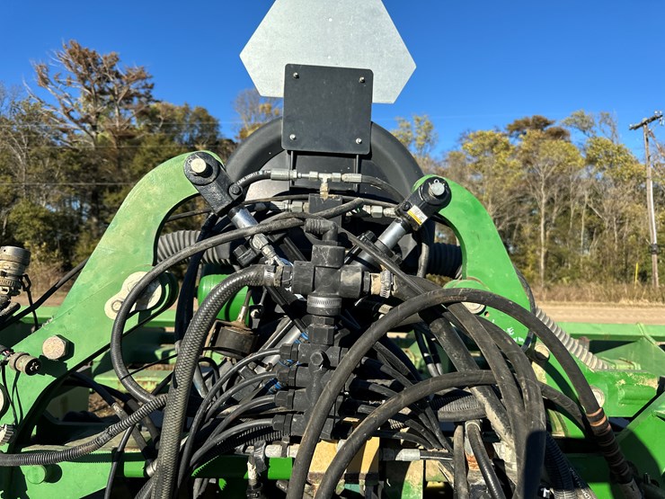 john-deere-1720-image-52