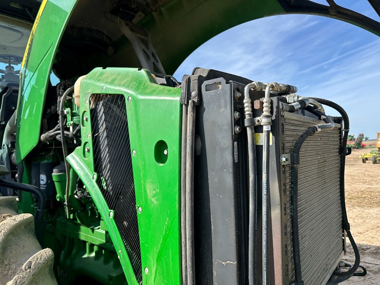 2016-john-deere-8320r-image-52
