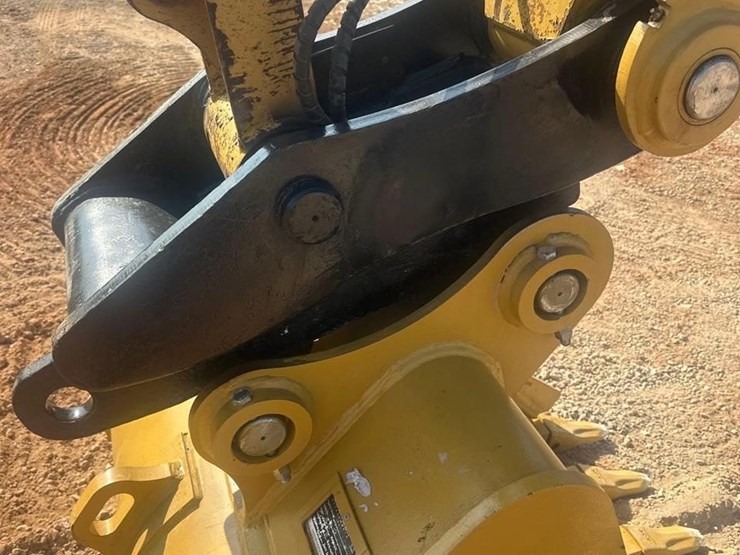 2021-caterpillar-313-image-12