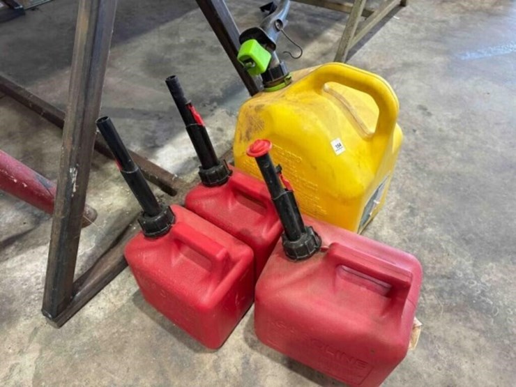 3-plastic-fuel-containers-image-2