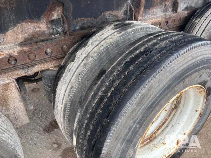 2012-manac-extendable-flatbed-image-52