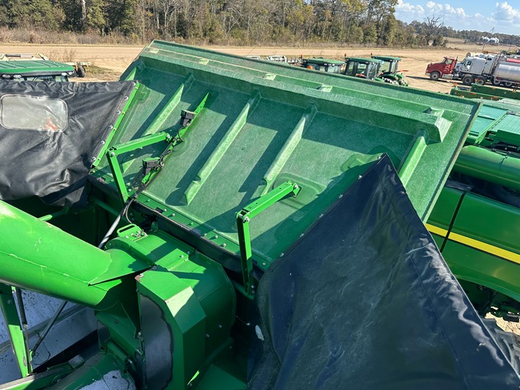 john-deere-s690-image-101