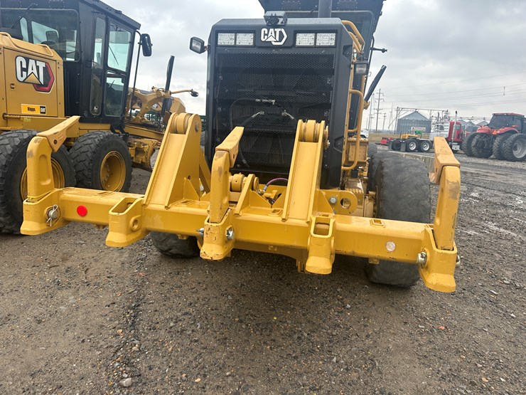 2022-caterpillar-140gc-awd-image-20
