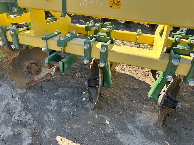 #33730-•-roll-a-cone-16-row-30"-hipper-image-28