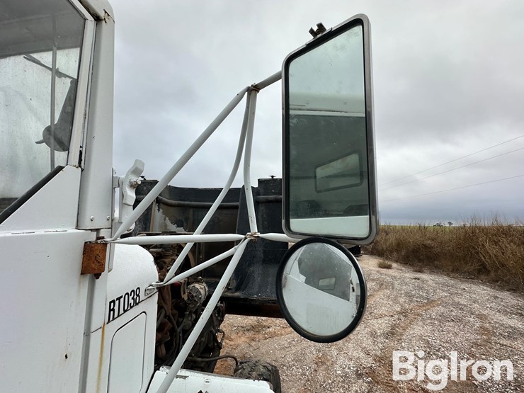 caterpillar-3208-image-16