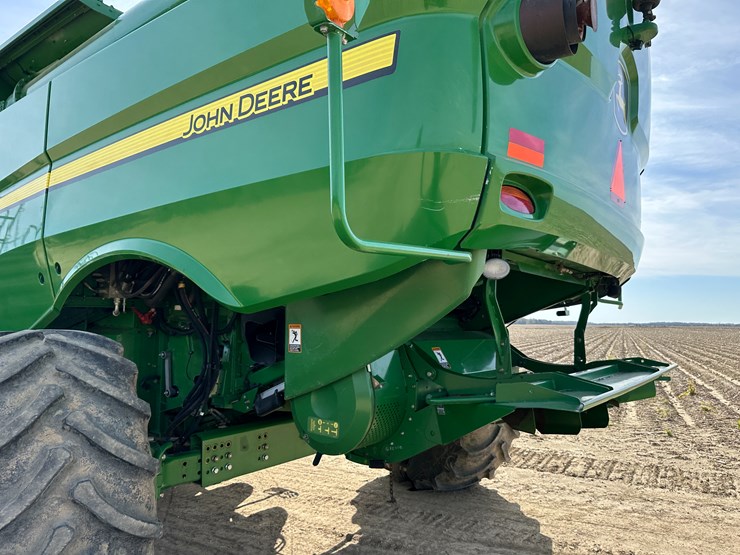 john-deere-s690-image-22