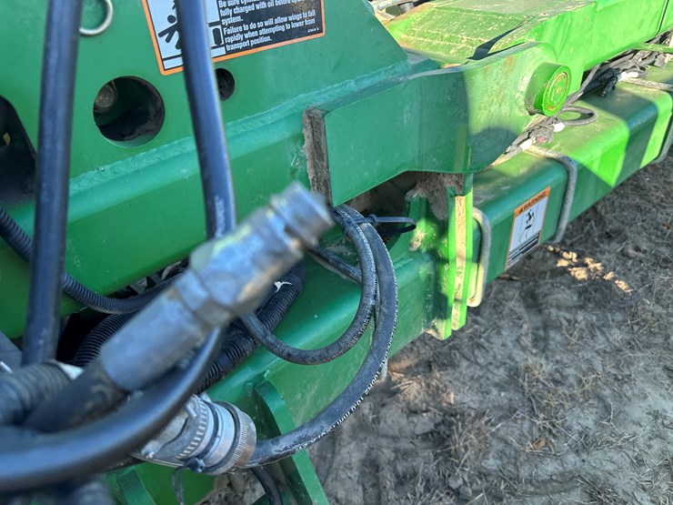 john-deere-1720-image-45