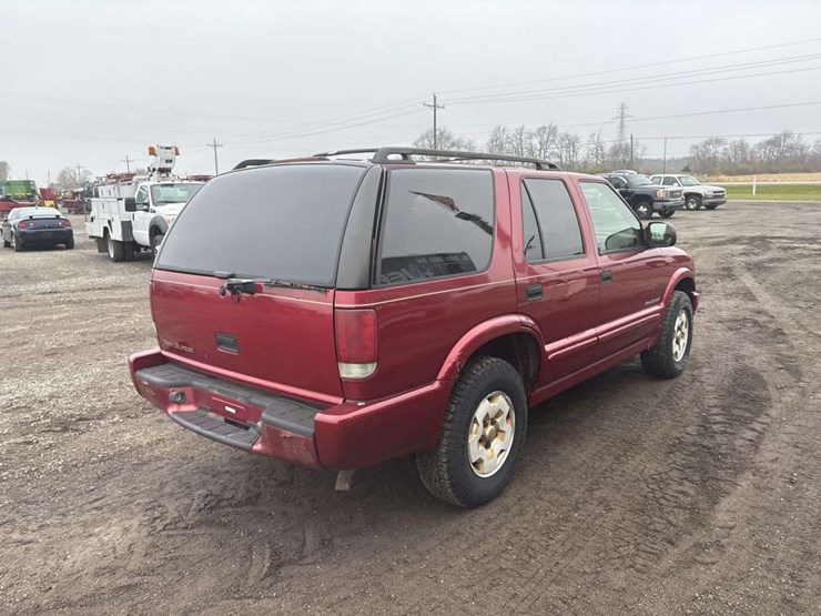 2000-chevrolet-blazer-image-5