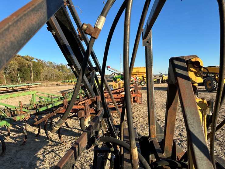 #33754-•-~25'-spray-boom-image-21