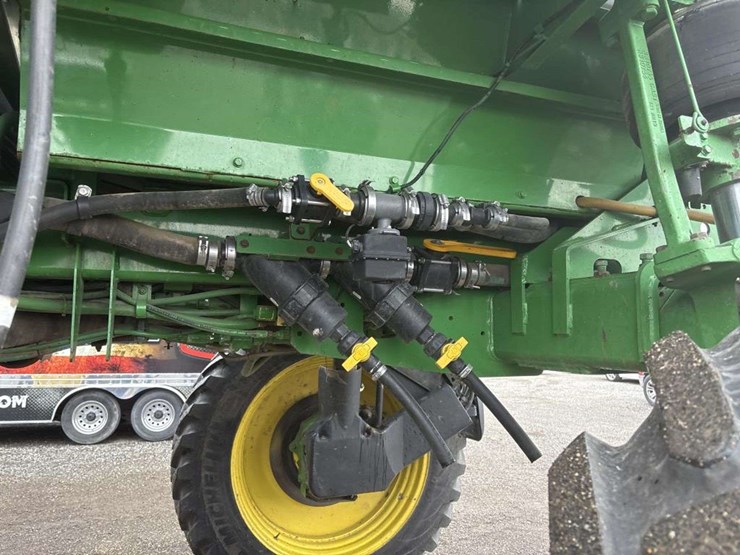 john-deere-4830-image-16